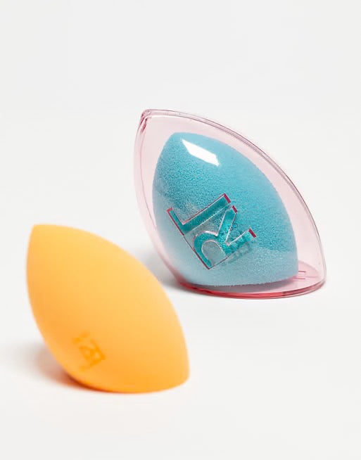 Real Techniques Chic Dreams Sponge Set – 2 Makeup Sponges + Travel Case