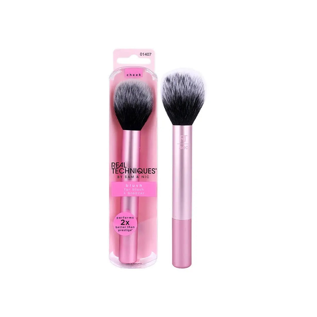 Real Techniques RT400 Blush Brush – Soft Cheek Brush for Blush & Powder